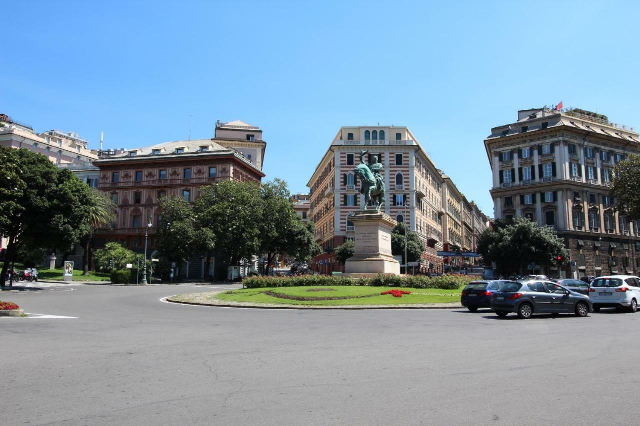 Homes In Genoa - Gold And Silver Ngoại thất bức ảnh